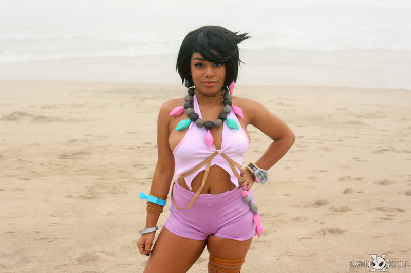Illustration for article titled Pokémon Cosplay Hits The Beach